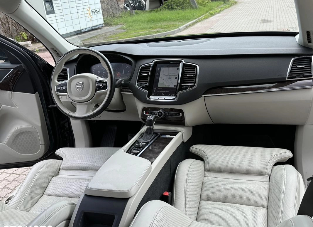 Volvo XC 90 cena 126900 przebieg: 209935, rok produkcji 2016 z Ćmielów małe 781